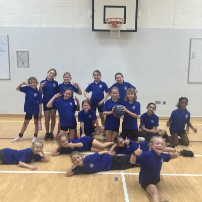 Y3-6 Girls Basketball